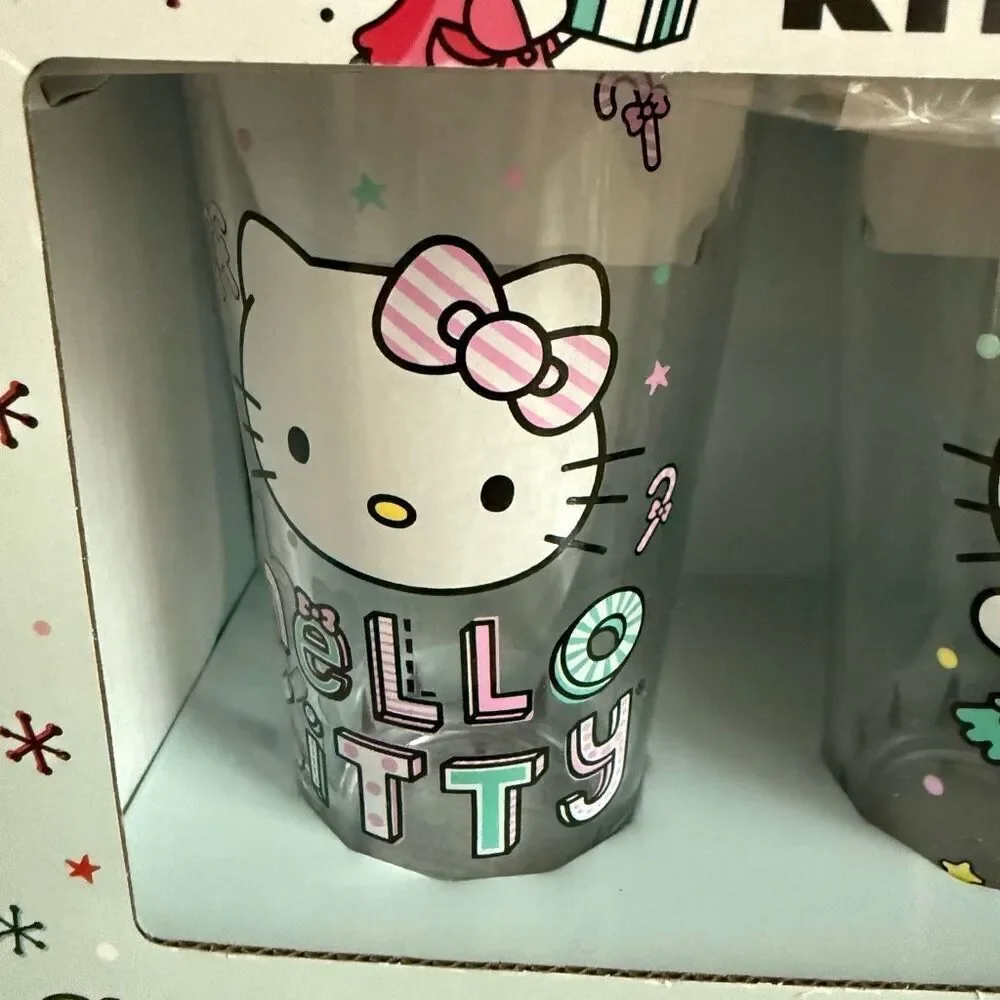NWOT Hello Kitty x Silver Buffalo gift set of two pint glasses + ice tray  Chris
